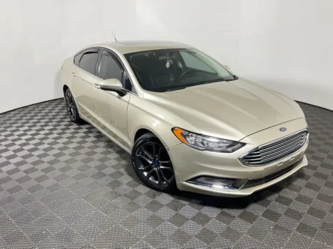 More photos of 2018 Ford Fusion SE at Don Wood Hyundai, OH