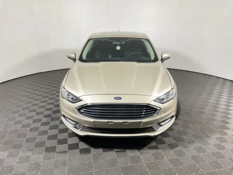 More photos of 2018 Ford Fusion SE at Don Wood Hyundai, OH
