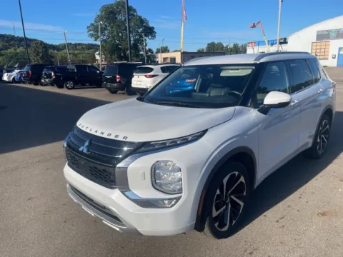Another view of 2023 Mitsubishi Outlander SEL for sale in Athens, OH at Don Wood Hyundai
