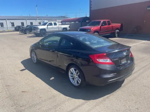 More photos of 2012 Honda Civic Si at Don Wood Hyundai, OH
