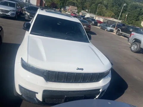 Photos of 2021 Jeep Grand Cherokee L Altitude for sale in Athens, OH at Don Wood Hyundai