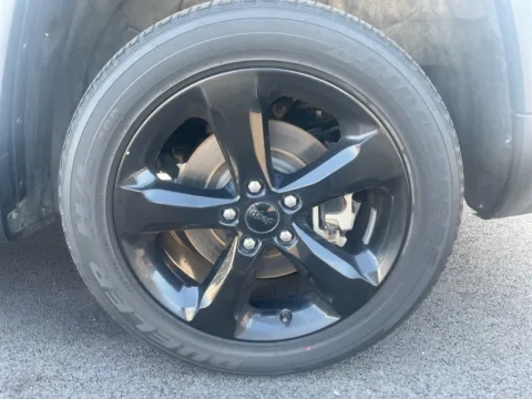 More photos of 2021 Jeep Grand Cherokee L Altitude at Don Wood Hyundai, OH
