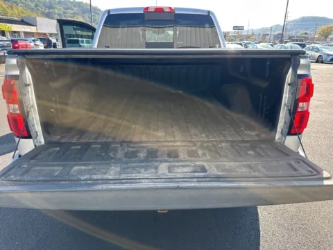 More photos of 2014 GMC Sierra 1500 SLT at Don Wood Hyundai, OH