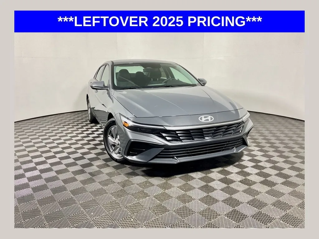 Gray 2025 Hyundai Elantra SE for sale in Athens, OH