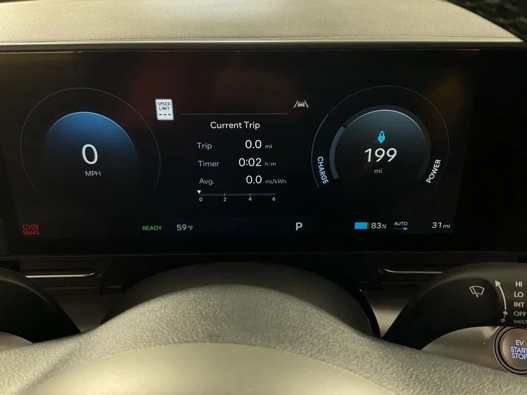 Hyundai Kona photo 26