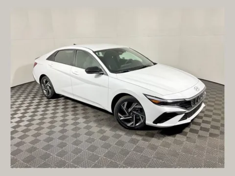 White 2025 Hyundai Elantra Hybrid SEL Sport for sale in Athens, OH