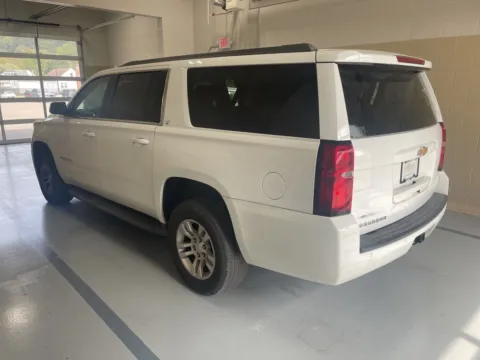 More photos of 2019 Chevrolet Suburban LT at Don Wood Hyundai, OH