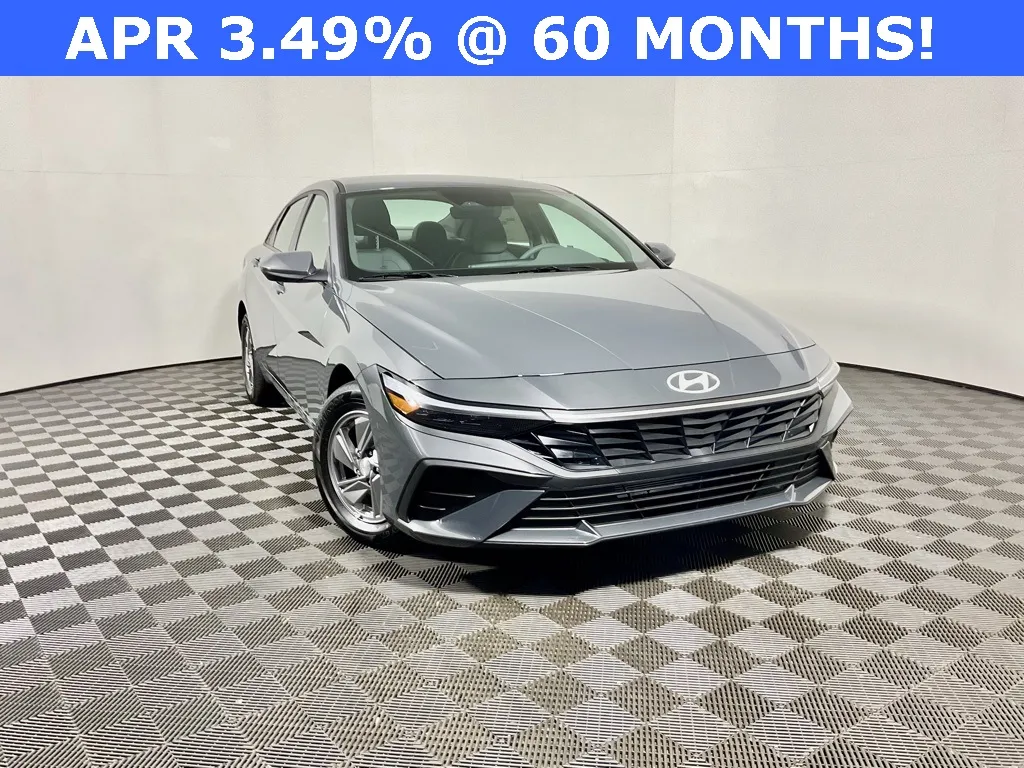 Gray 2025 Hyundai Elantra SE for sale in Athens, OH