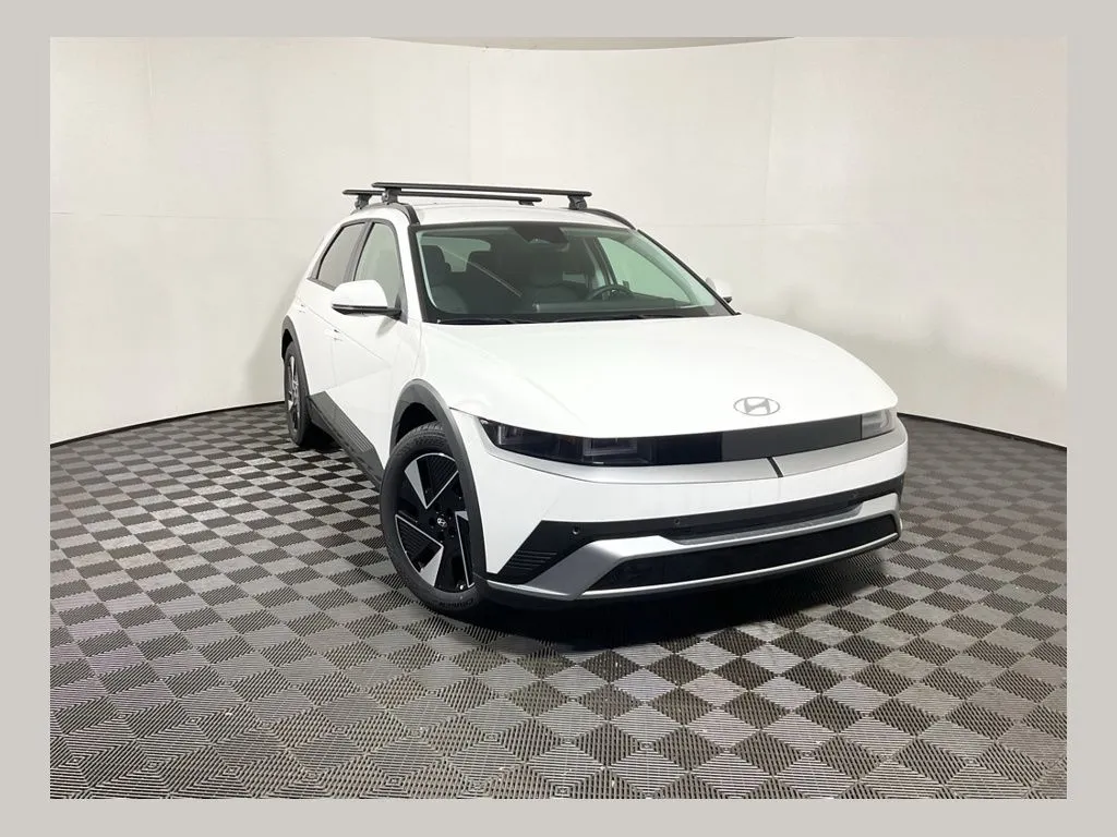 White 2025 Hyundai IONIQ 5 SEL for sale in Athens, OH