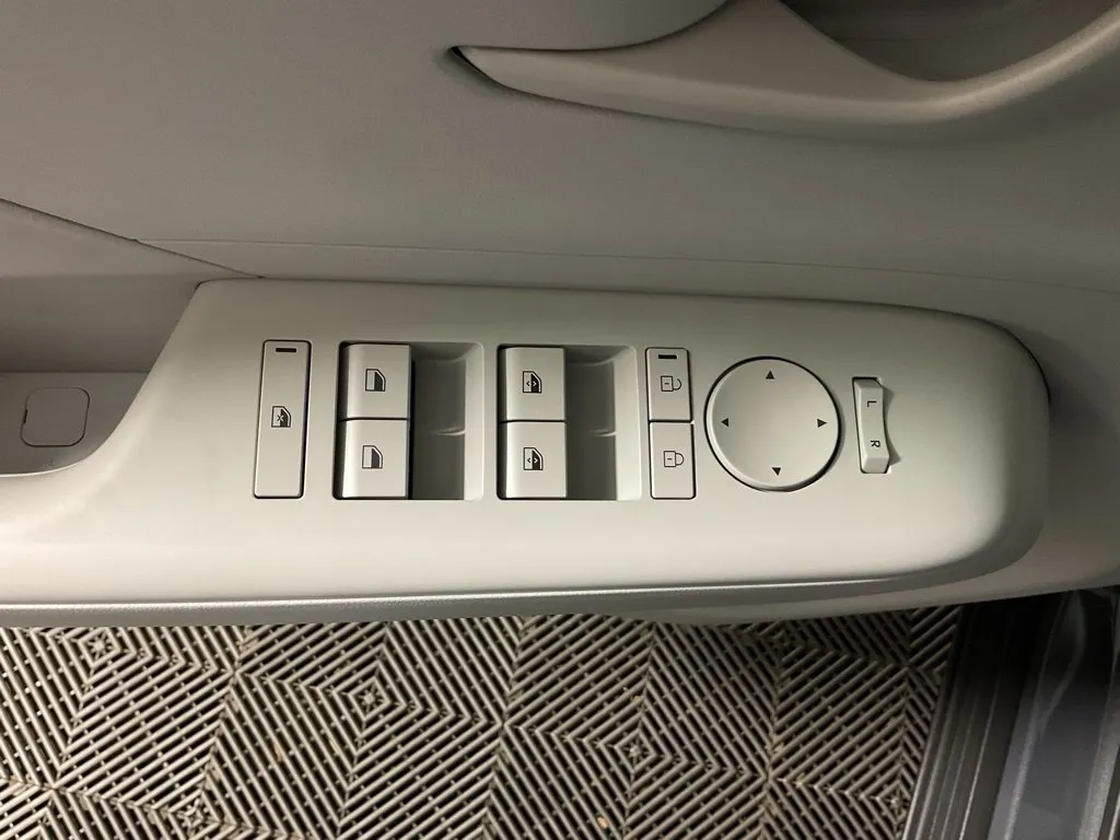 Hyundai Kona photo 19