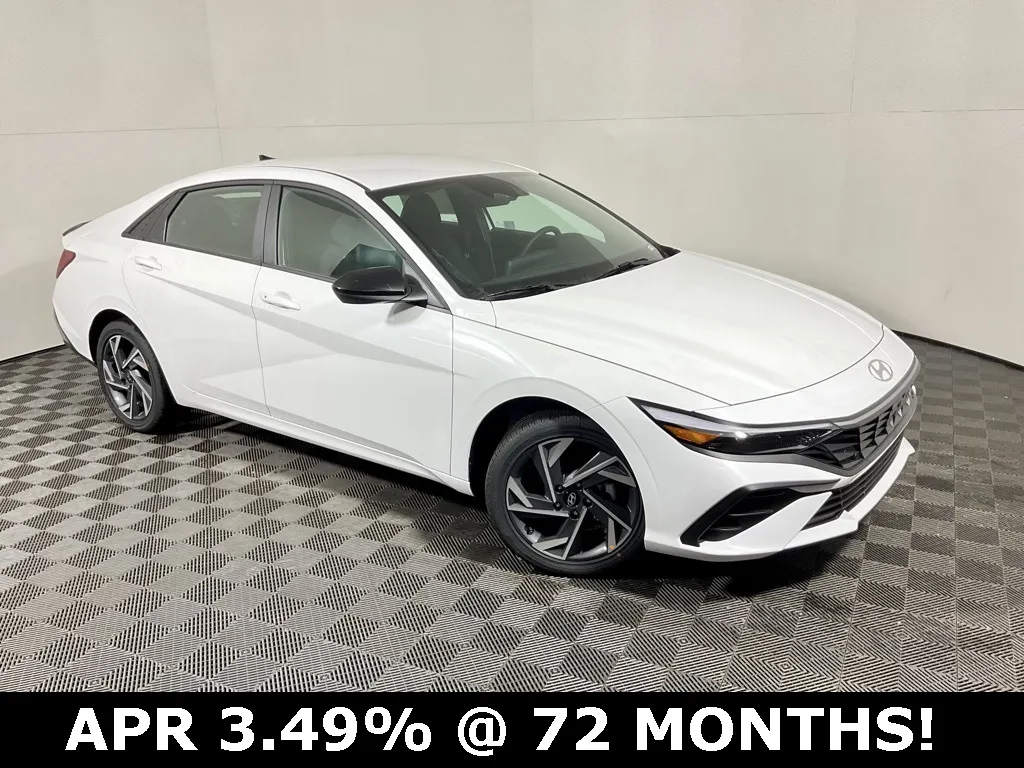 White 2025 Hyundai Elantra Hybrid SEL Sport for sale in Athens, OH