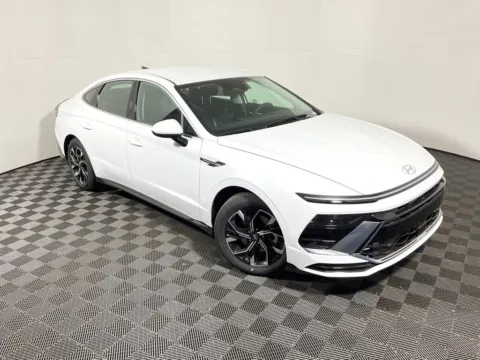 More photos of 2025 Hyundai Sonata SEL at Don Wood Hyundai, OH
