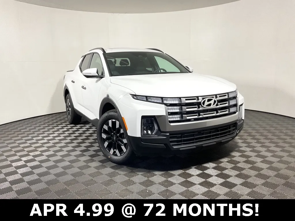 White 2025 Hyundai Santa Cruz SEL for sale in Athens, OH