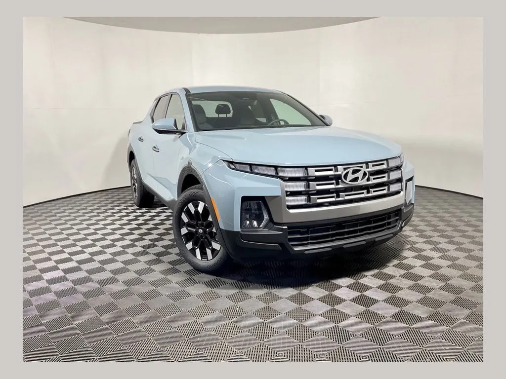 2025 Hyundai Santa Cruz SE for sale in Athens, OH