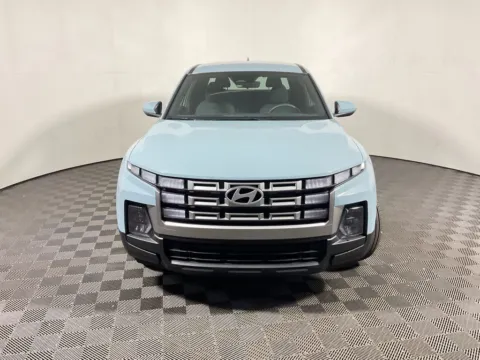 More photos of 2025 Hyundai Santa Cruz SE at Don Wood Hyundai, OH