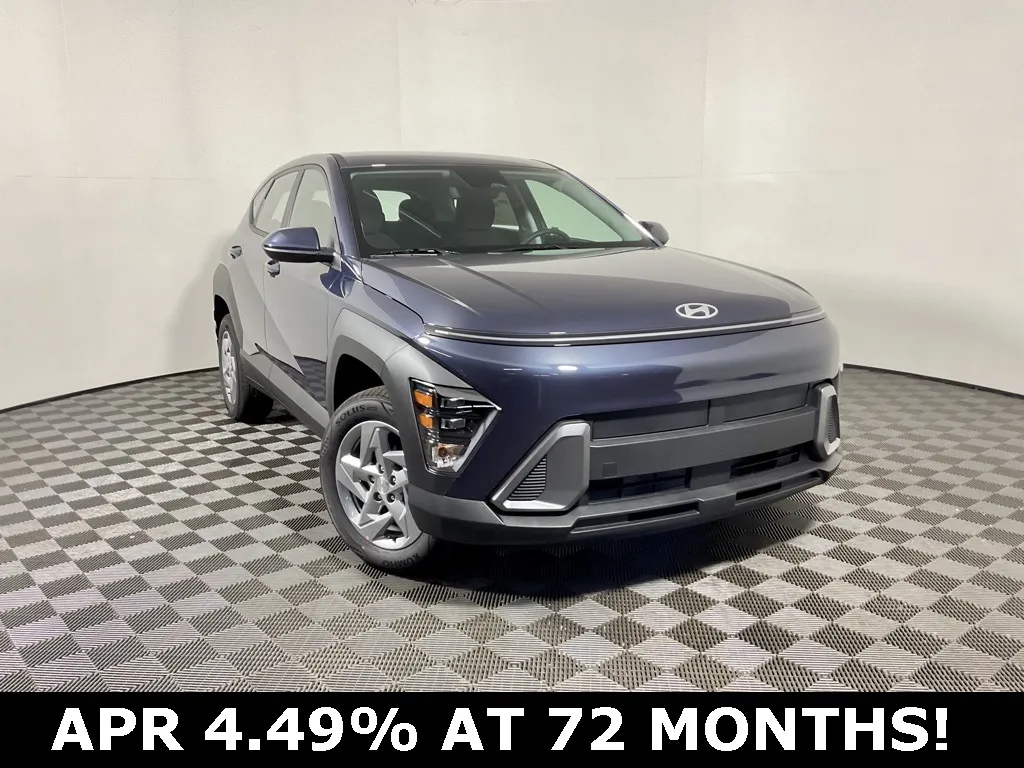 Blue 2025 Hyundai Kona SE for sale in Athens, OH