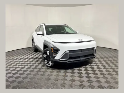 White 2025 Hyundai Kona SEL Convenience for sale in Athens, OH