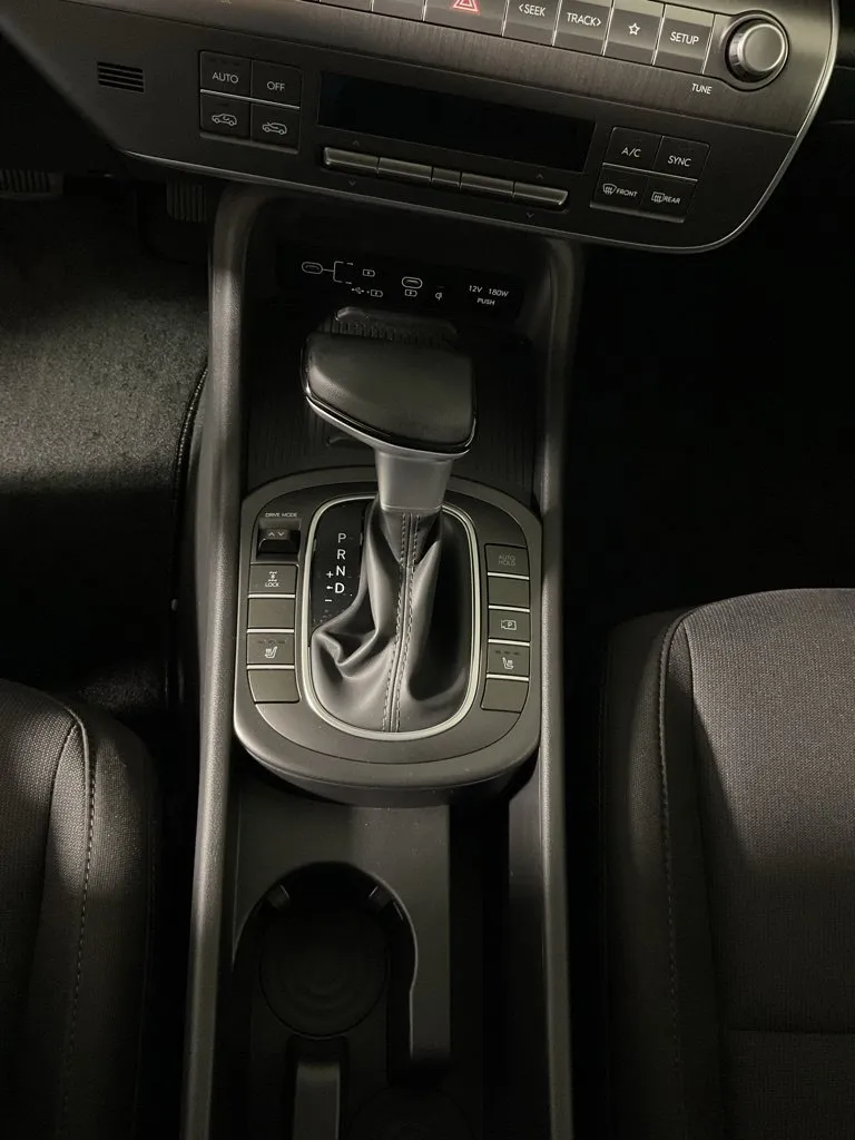 Hyundai Kona photo 29