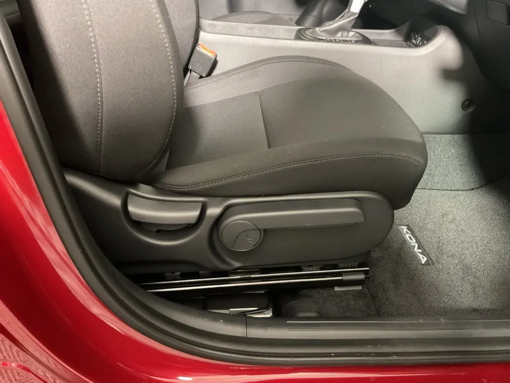 Hyundai Kona photo 37