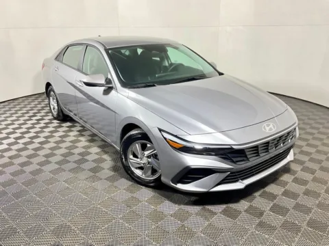 More photos of 2025 Hyundai Elantra SE at Don Wood Hyundai, OH