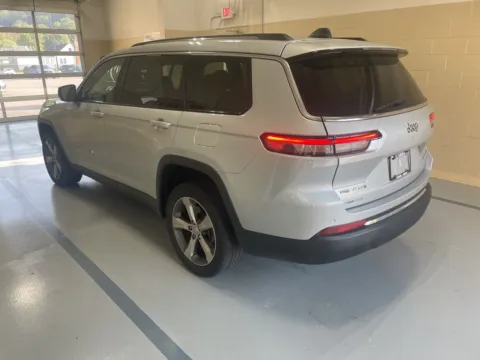 More photos of 2021 Jeep Grand Cherokee L Limited at Don Wood Hyundai, OH