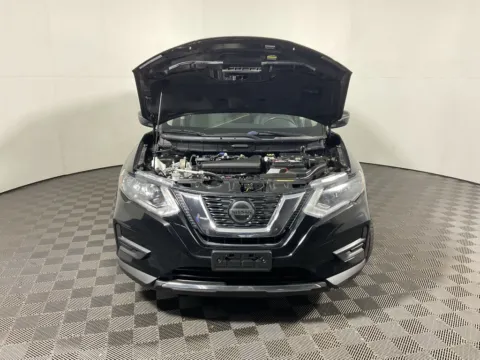 More photos of 2018 Nissan Rogue SV at Don Wood Hyundai, OH