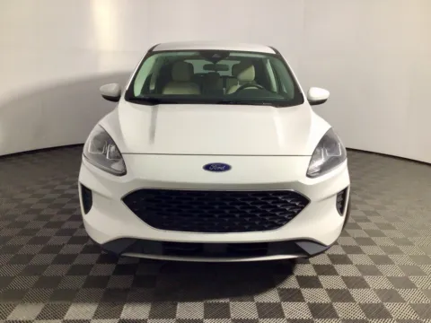 More photos of 2021 Ford Escape Hybrid SE at Don Wood Hyundai, OH