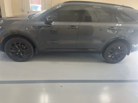 More photos of 2021 Kia Sorento SX at Don Wood Hyundai, OH