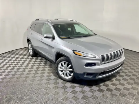 More photos of 2016 Jeep Cherokee Limited at Don Wood Hyundai, OH