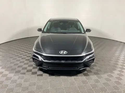 More photos of 2025 Hyundai Elantra SE at Don Wood Hyundai, OH
