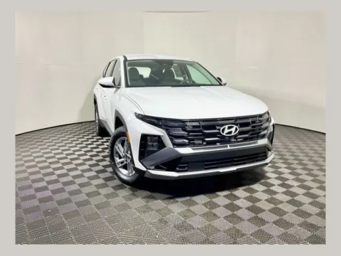 White 2026 Hyundai Tucson SE for sale in Athens, OH