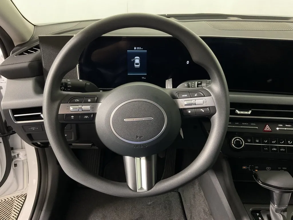 Hyundai Sonata photo 24