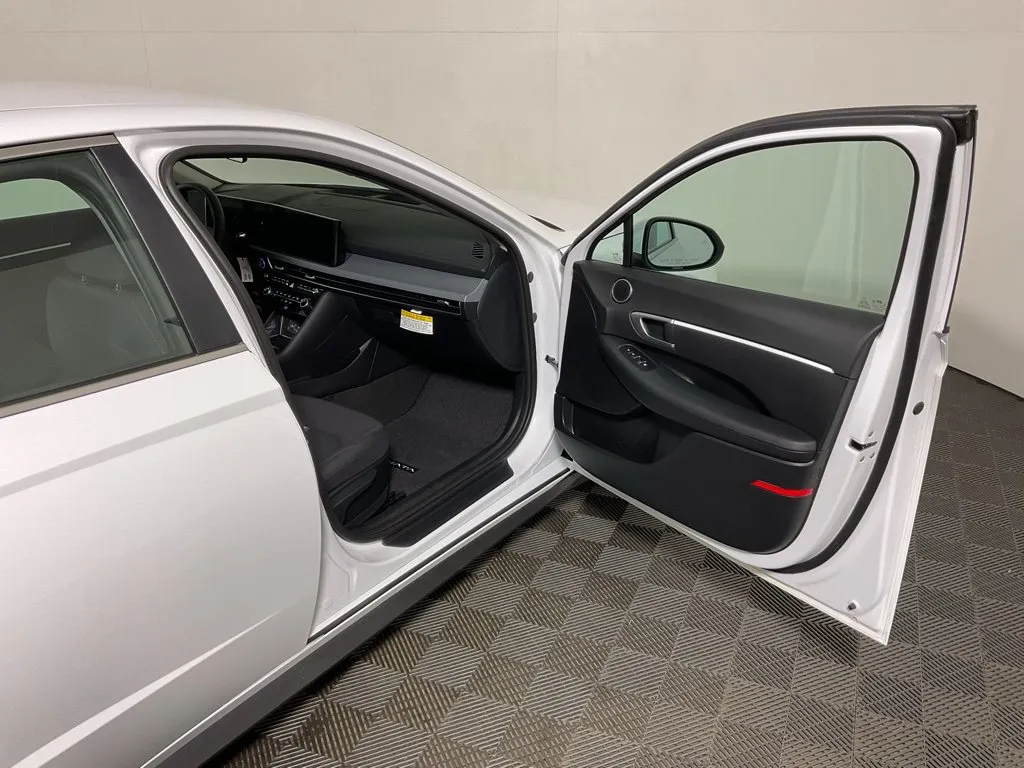 Hyundai Sonata photo 35