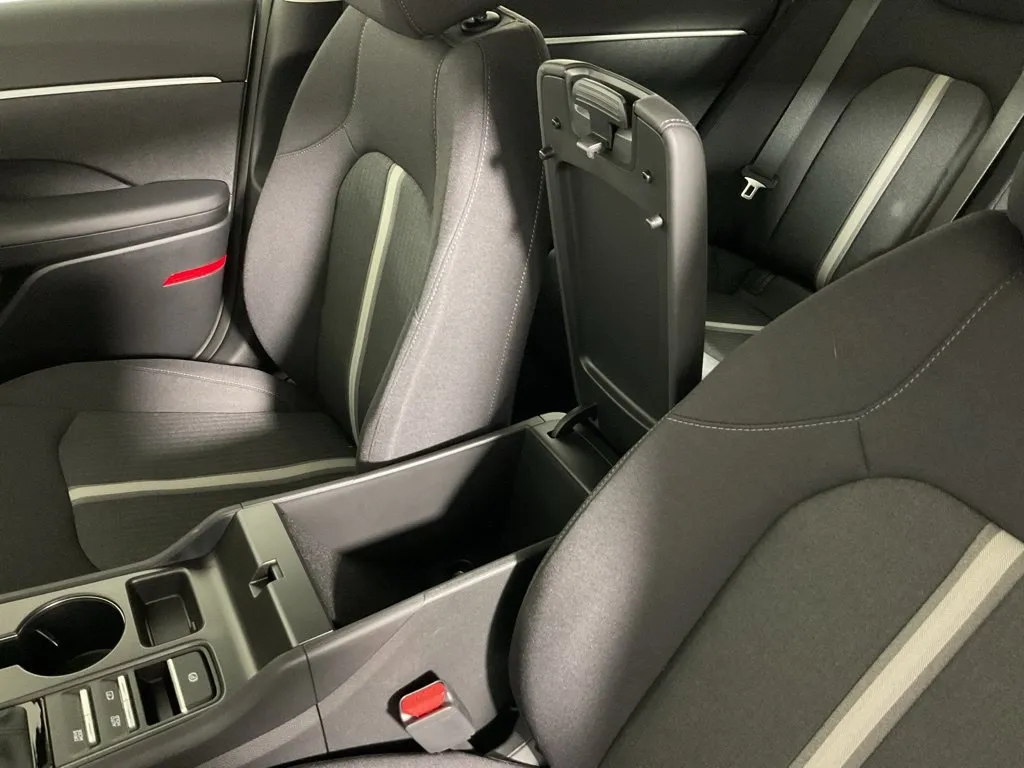 Hyundai Sonata photo 30