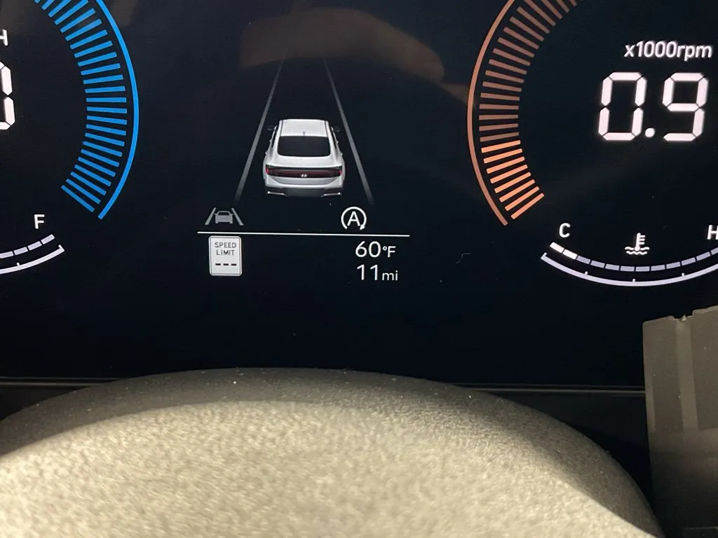 Hyundai Sonata photo 39
