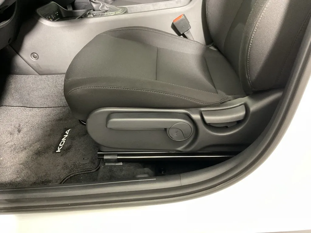 Hyundai Kona photo 21