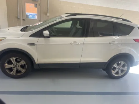 More photos of 2013 Ford Escape SE at Don Wood Hyundai, OH