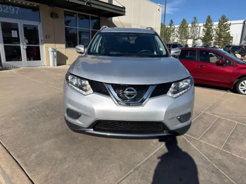 More photos of 2016 Nissan Rogue SV at AutoTrek, CO