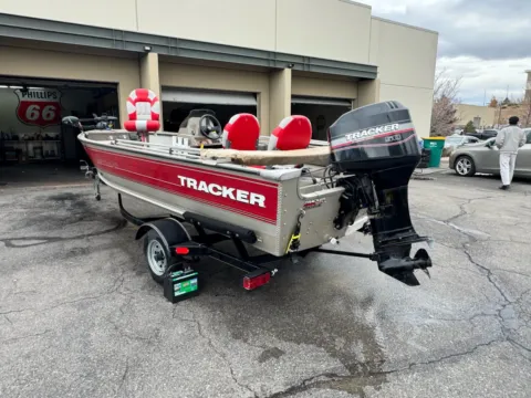 Another view of 2002 Tracker Marine for sale in Littleton, CO at AutoTrek