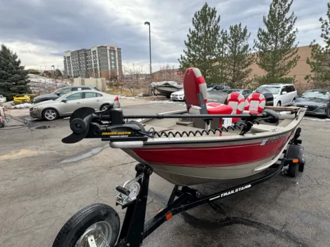 More photos of 2002 Tracker Marine at AutoTrek, CO