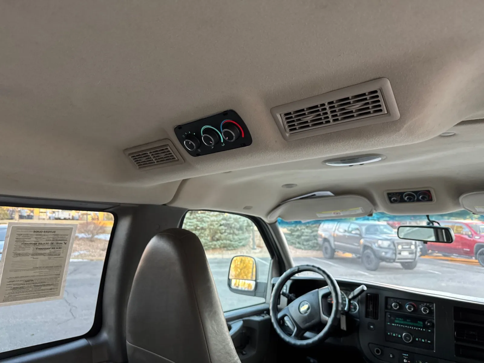 2015 Chevrolet Express Passenger LS - Photo 13