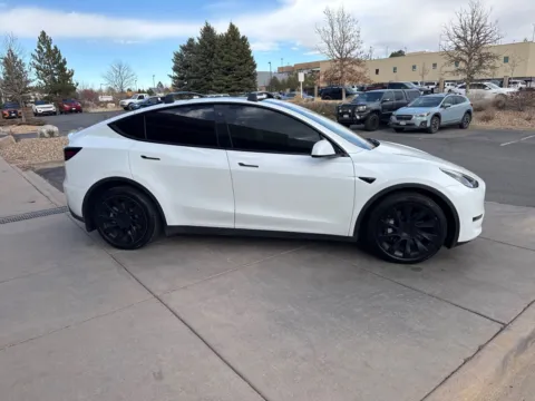 More photos of 2021 Tesla Model Y Long Range Dual Motor All-Wheel Drive at AutoTrek, CO