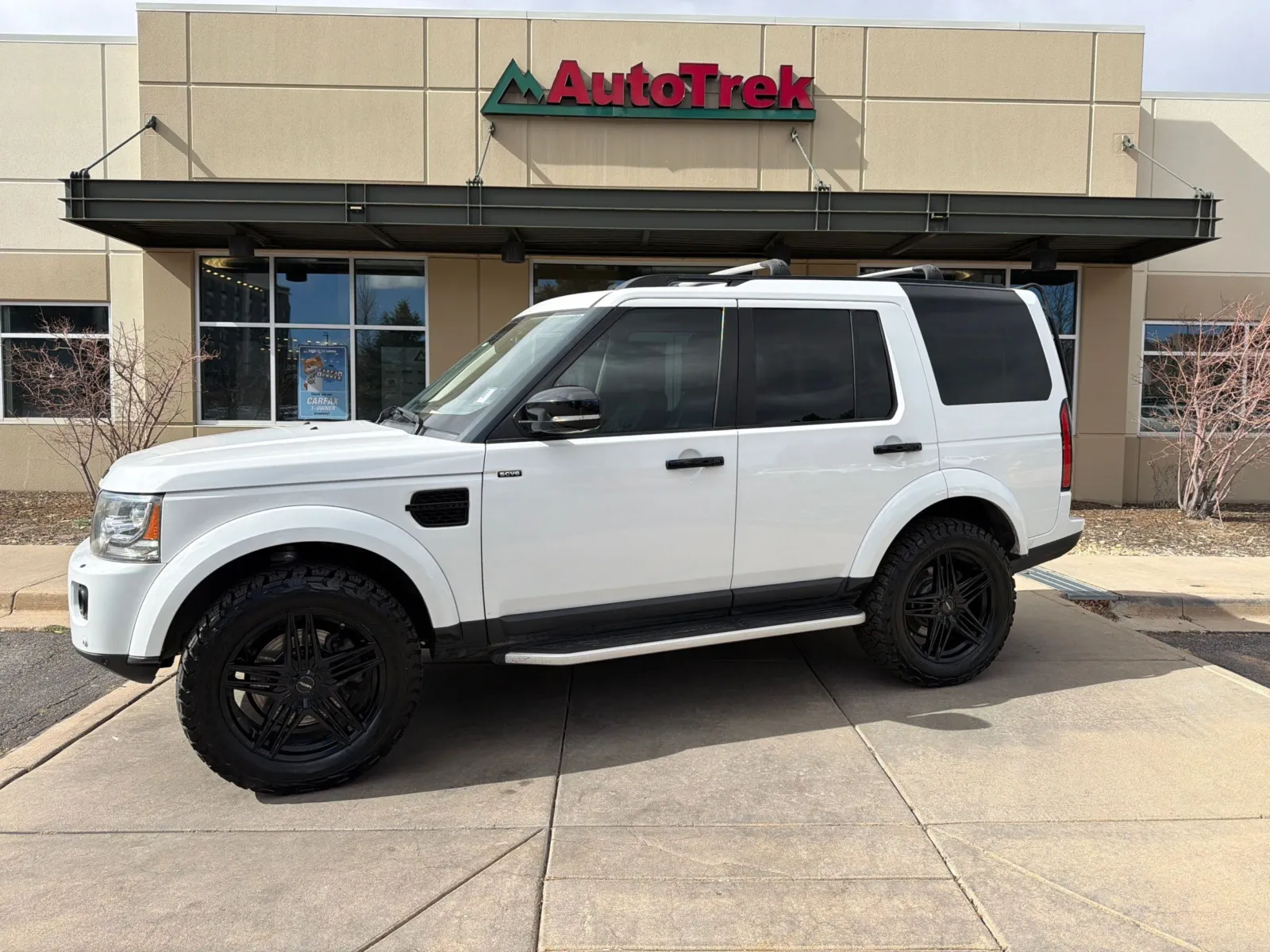 White 2016 Land Rover LR4 HSE LUX for sale in Littleton, CO