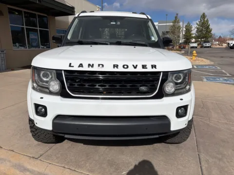 Another view of 2016 Land Rover LR4 HSE LUX for sale in Littleton, CO at AutoTrek