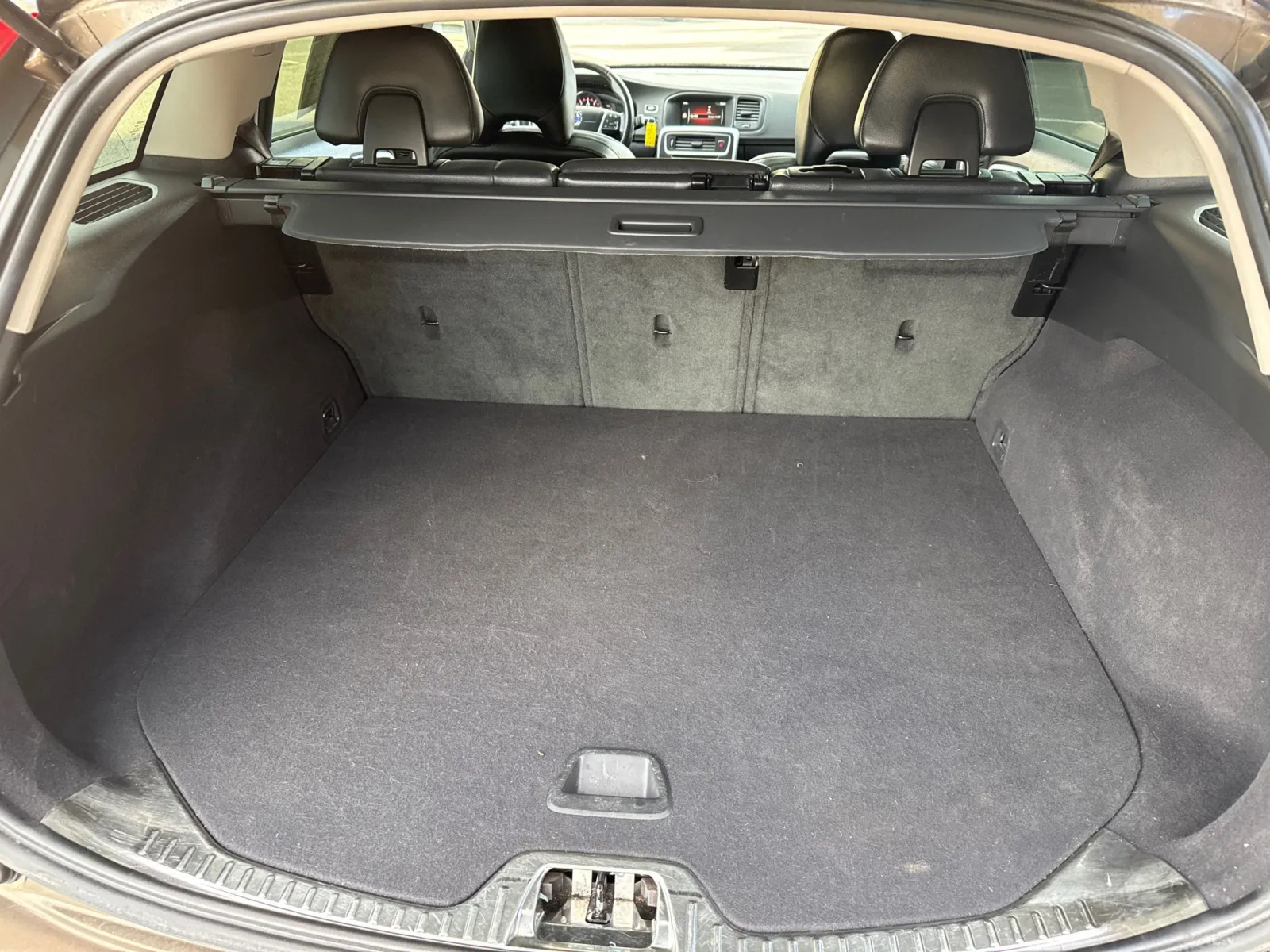 2016 Volvo V60 Base - Photo 23