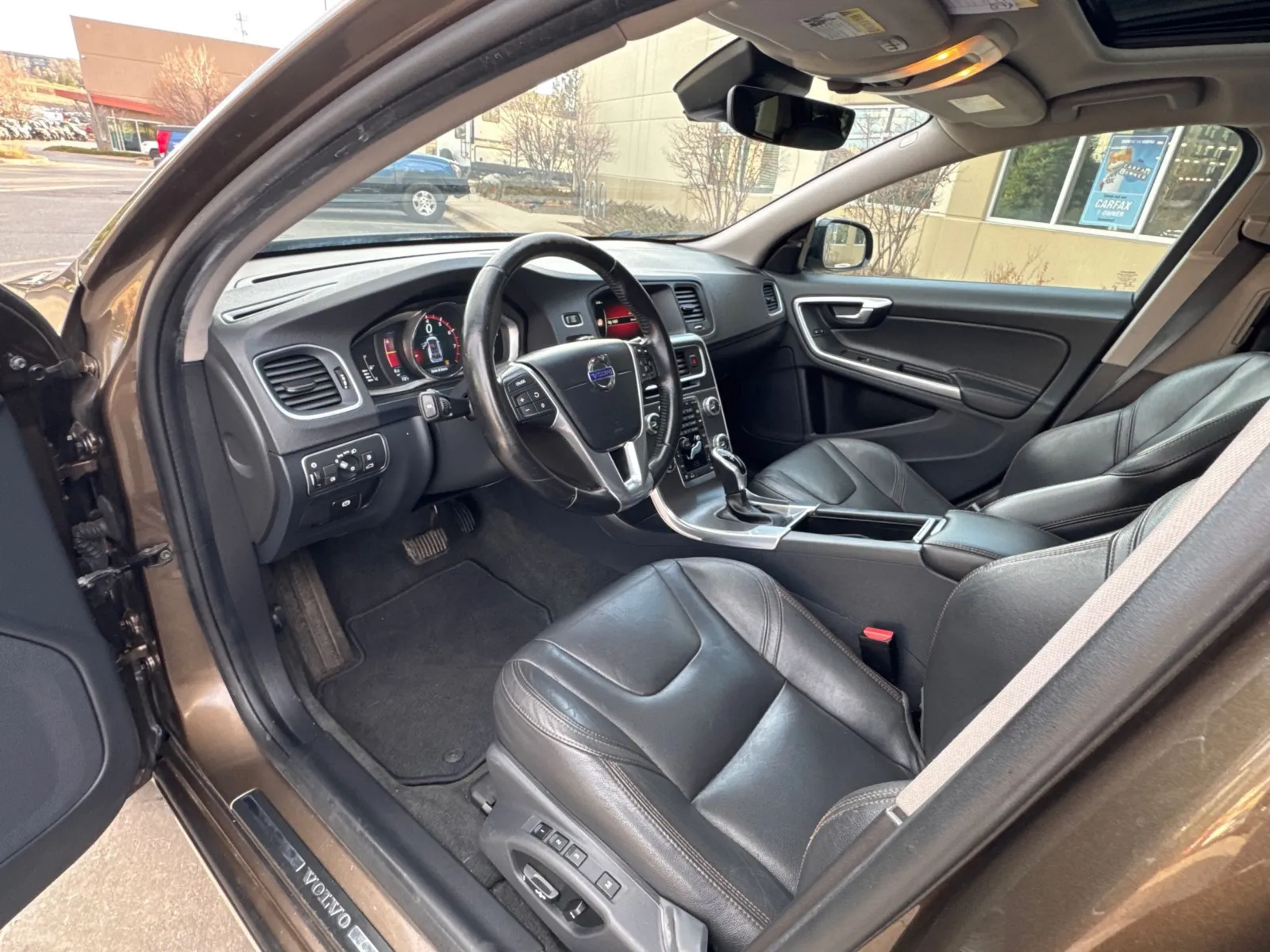 2016 Volvo V60 Base - Photo 28