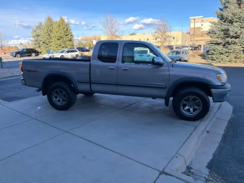 More photos of 2001 Toyota Tundra SR5 V8 at AutoTrek, CO