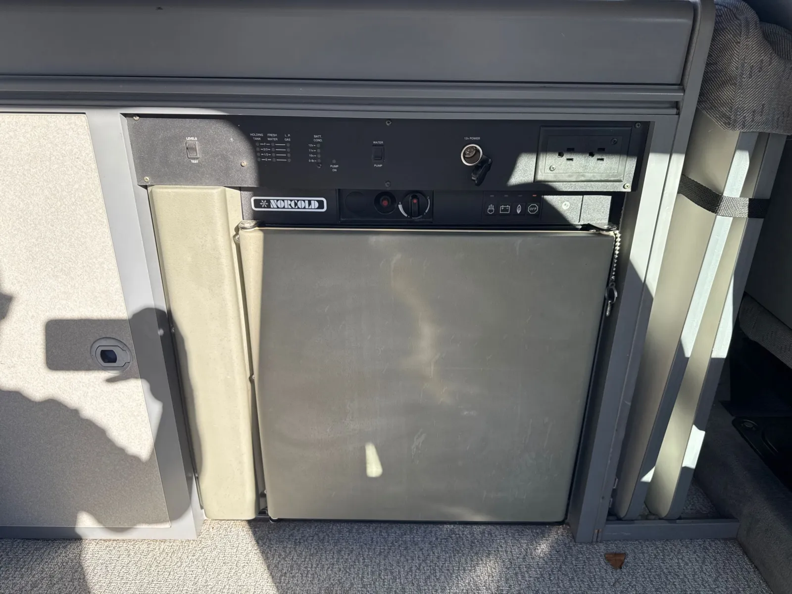 1995 Volkswagen Eurovan - Photo 25