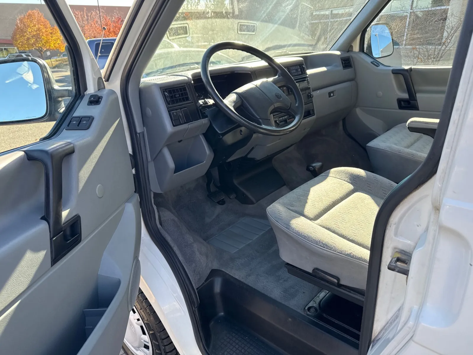 1995 Volkswagen Eurovan - Photo 28