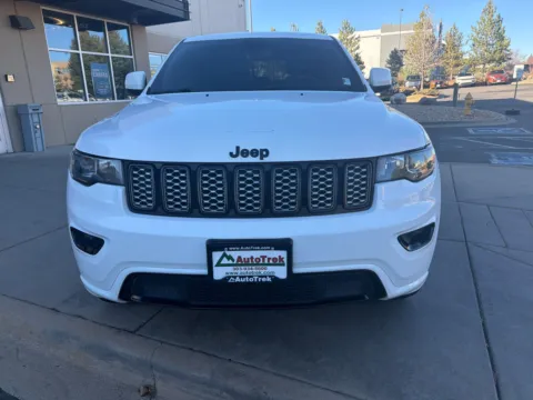 Another view of 2020 Jeep Grand Cherokee Altitude 4x4 for sale in Littleton, CO at AutoTrek